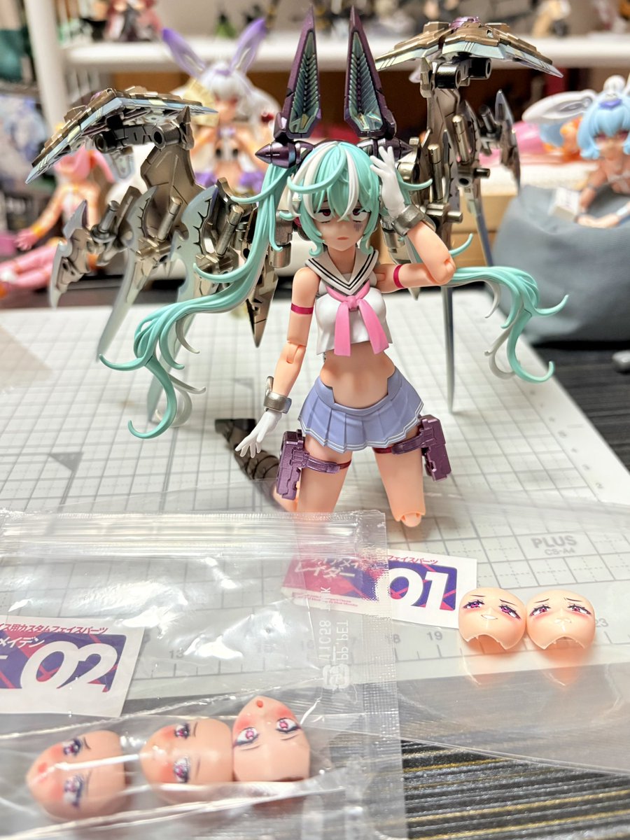 ブルーマンデー様の
デザイアメイデン レイダー用カスタムフェイスパーツが無事到着٩(ˊωˋ*)و

これは遊び甲斐がありそうw
#メガミデバイス