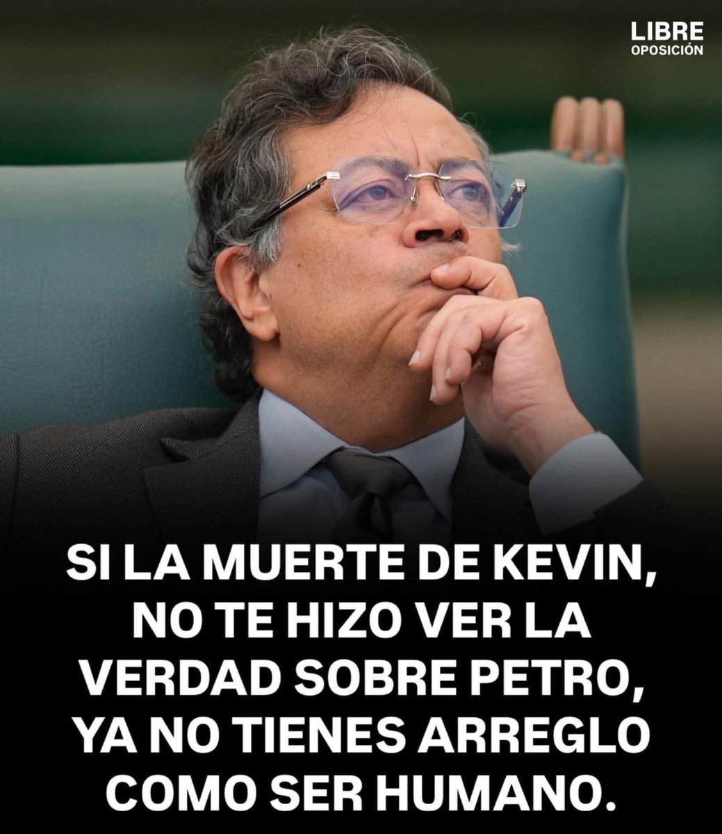 SusanaCelmira's tweet image. Petrochenko es el ENEMIGO de los Colombianos!!!! Por favor reacciona y deja de defender lo indefendible #FueraPetro