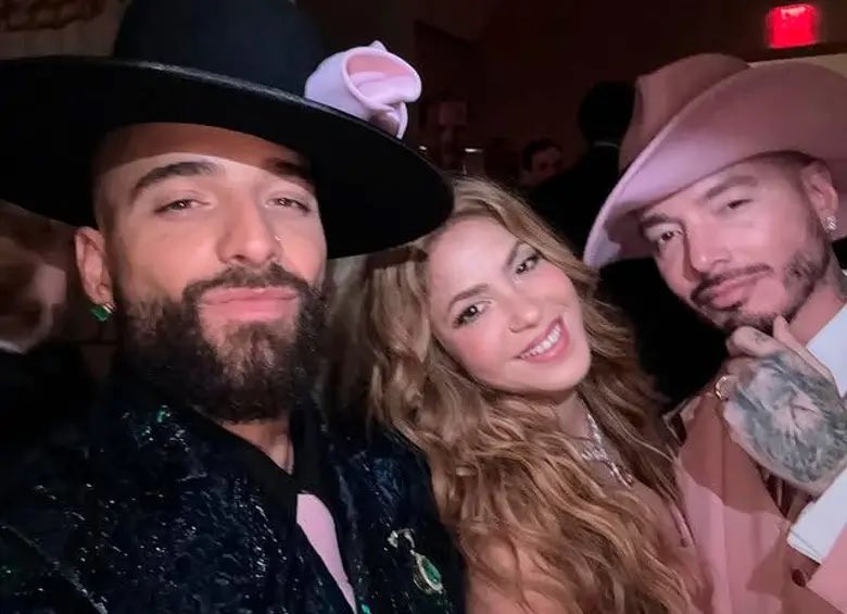 JBalvinMedia tweet media