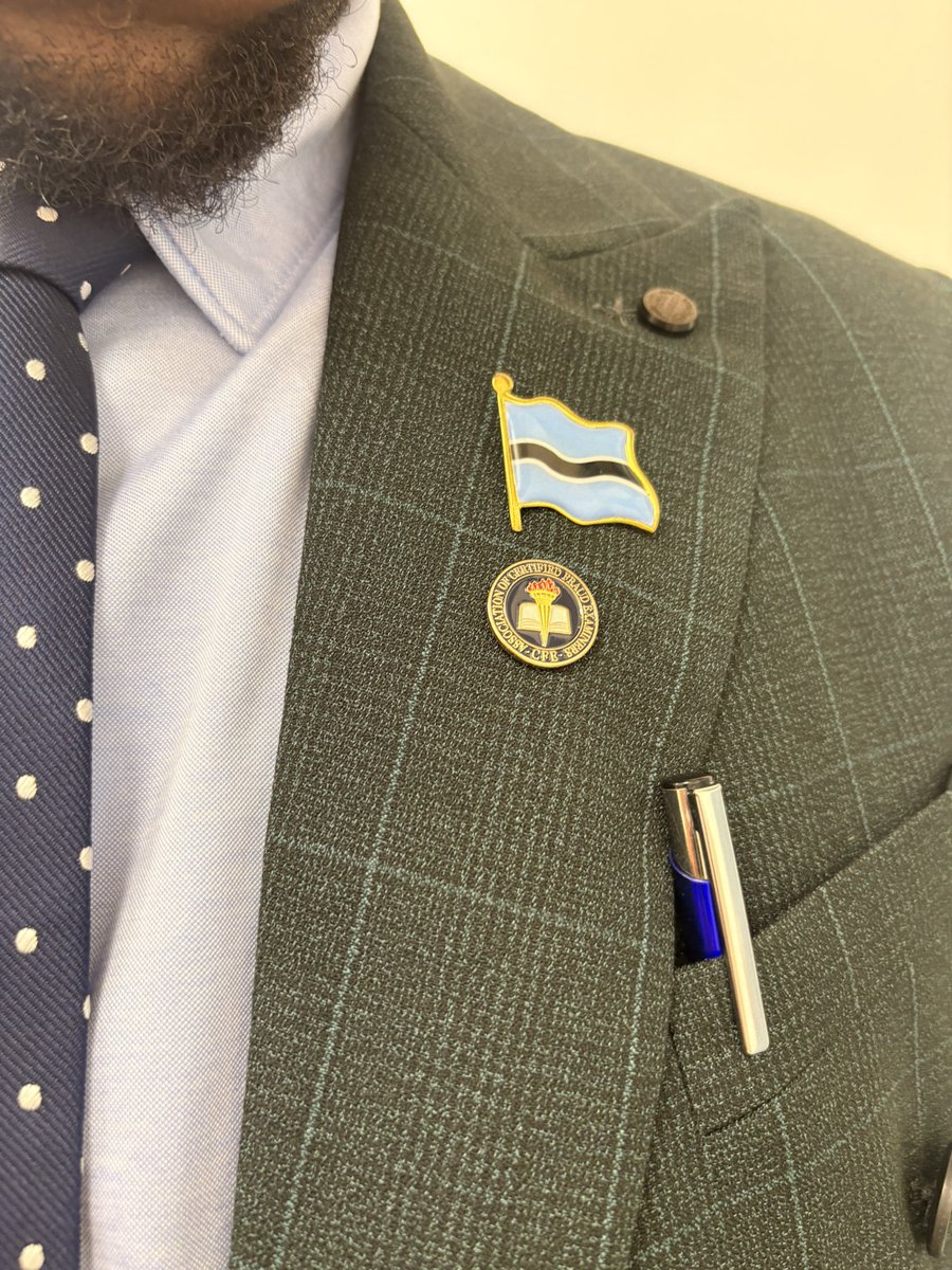 Setlhomo Raymond Tshwanelang🕵🏾 tweet media