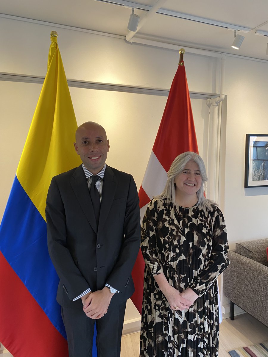 Embajada de Colombia en Dinamarca tweet media