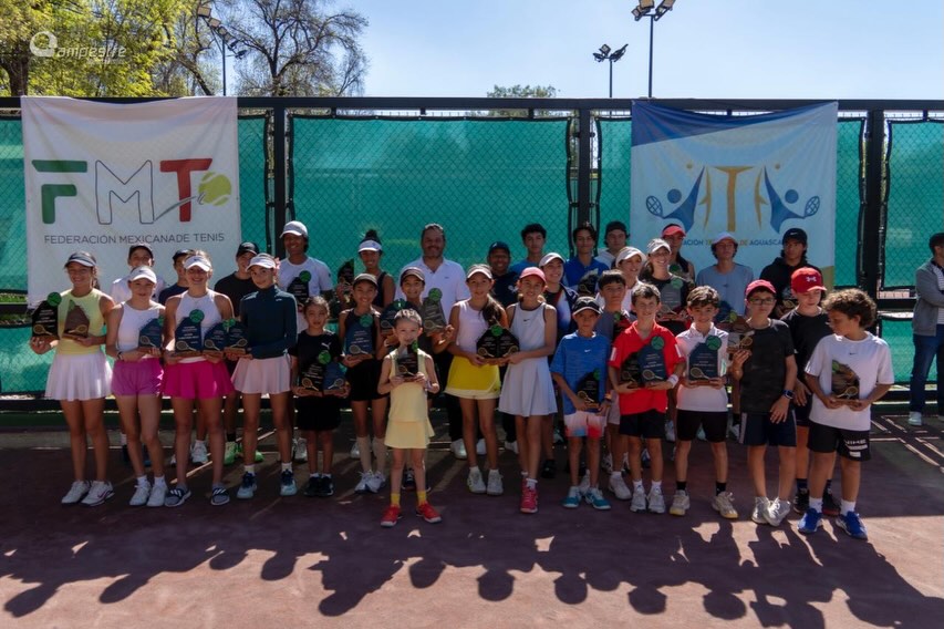 Nuestro reconocimiento a los jugadores que representaron al Campestre en el Torneo Regional de Tenis, dejando en alto el nombre del Club. 📷