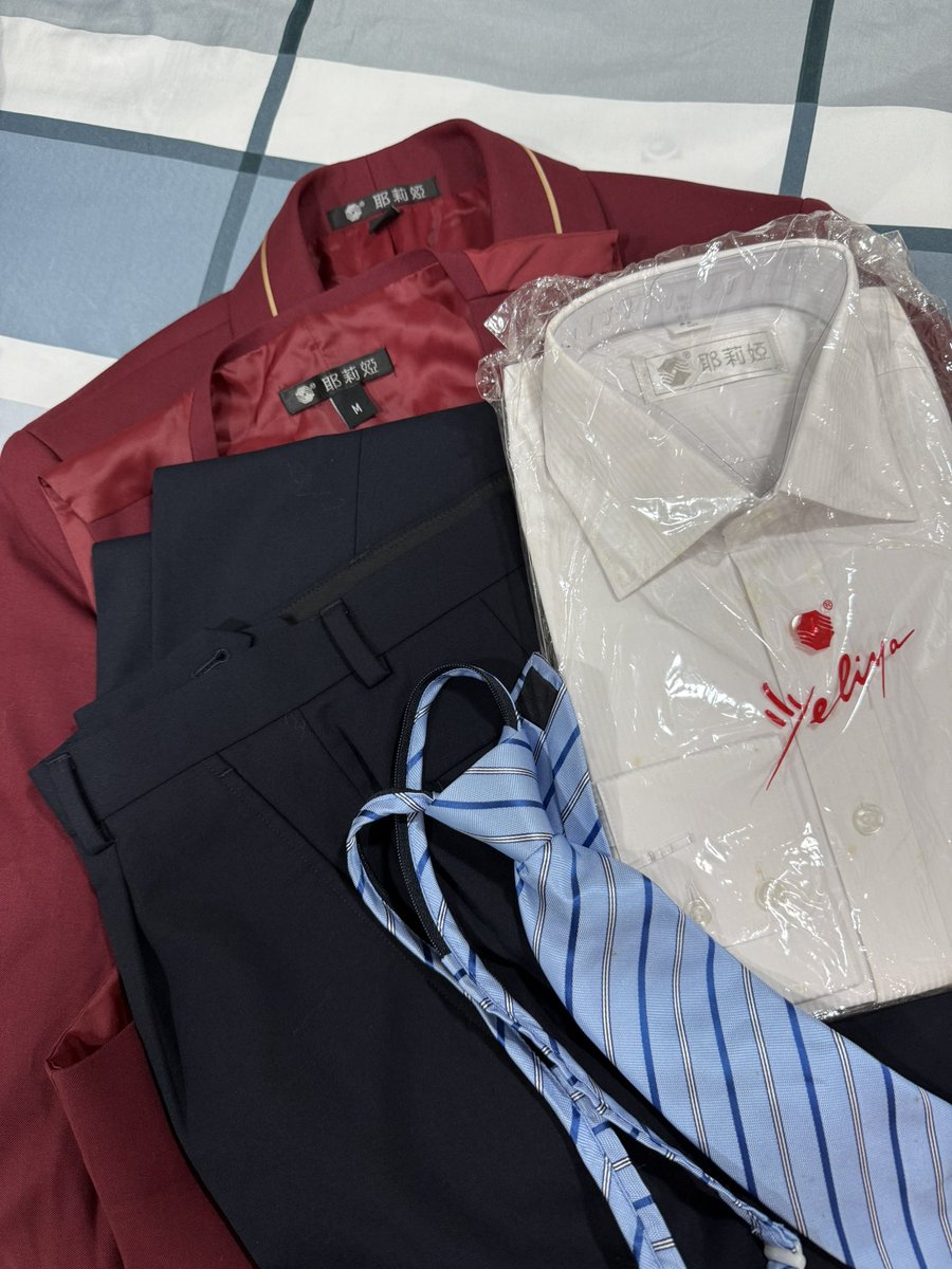 Uniform™ tweet media