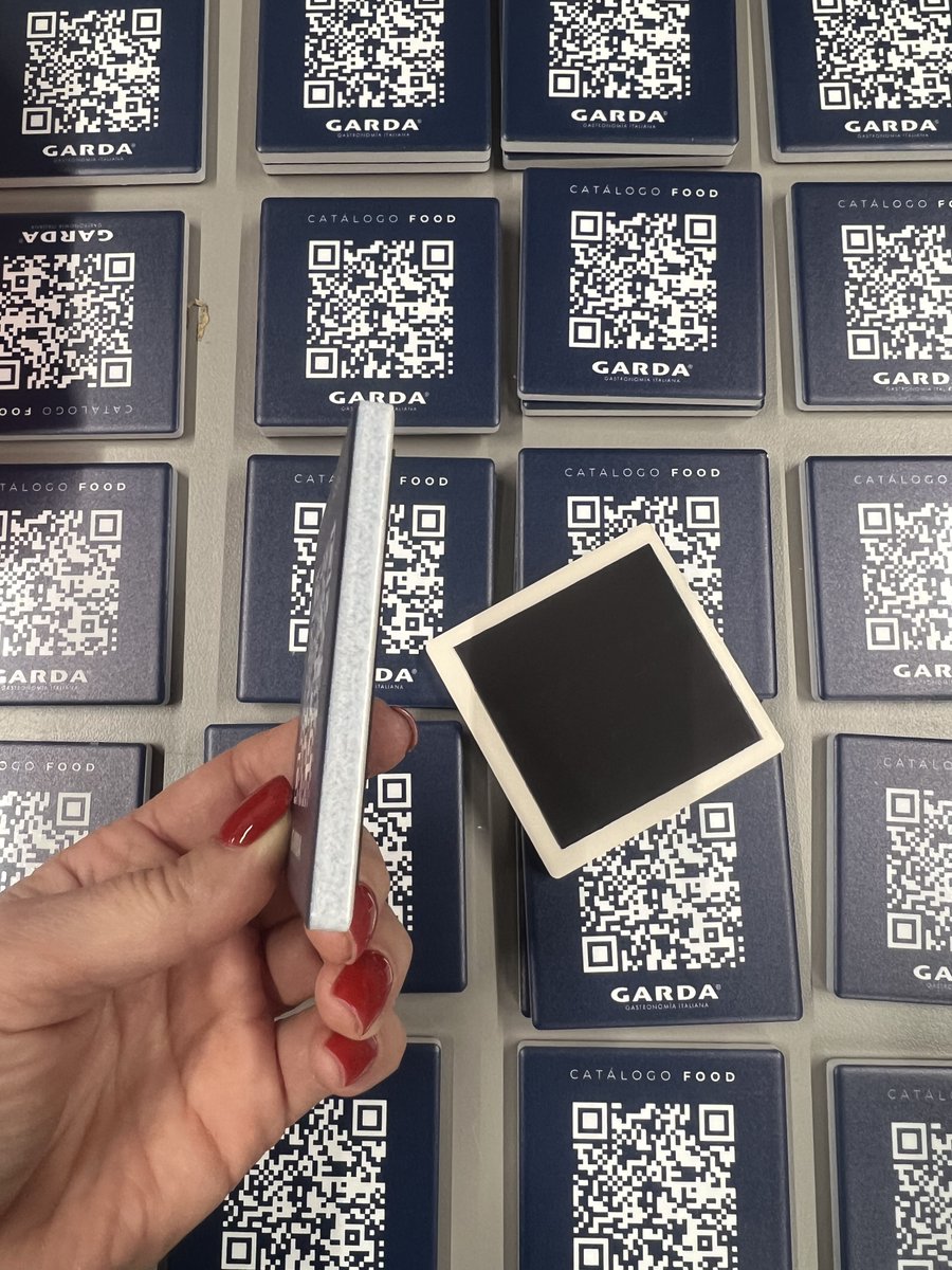 uvimark.com/imanes-persona…
✨ Imanes de nevera personalizados para tus eventos ✨

¿Buscas un detalle original que no acabe en el cajón?
Los imanes personalizados son el recuerdo perfecto para:
🎉 Bodas
🎂 Cumpleaños
👶 Bautizos y comuniones
🏢 Eventos de empresa
🎁 Promociones de