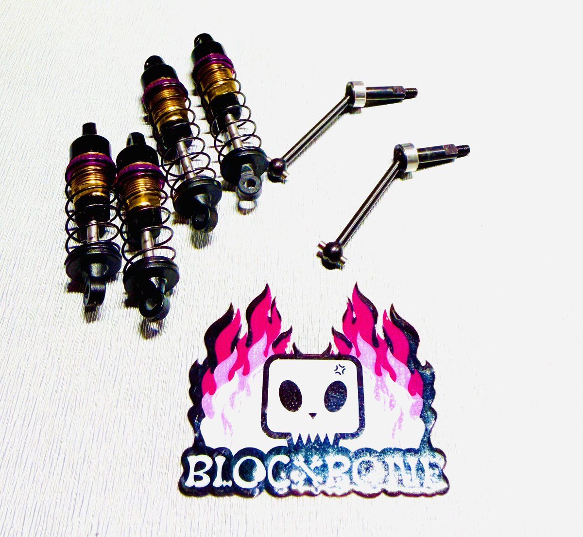 MU7j4's tweet photo. Exchange some new parts for M24Bee for the Chinese New Year！ https://t.co/Ojsdn5FRO1