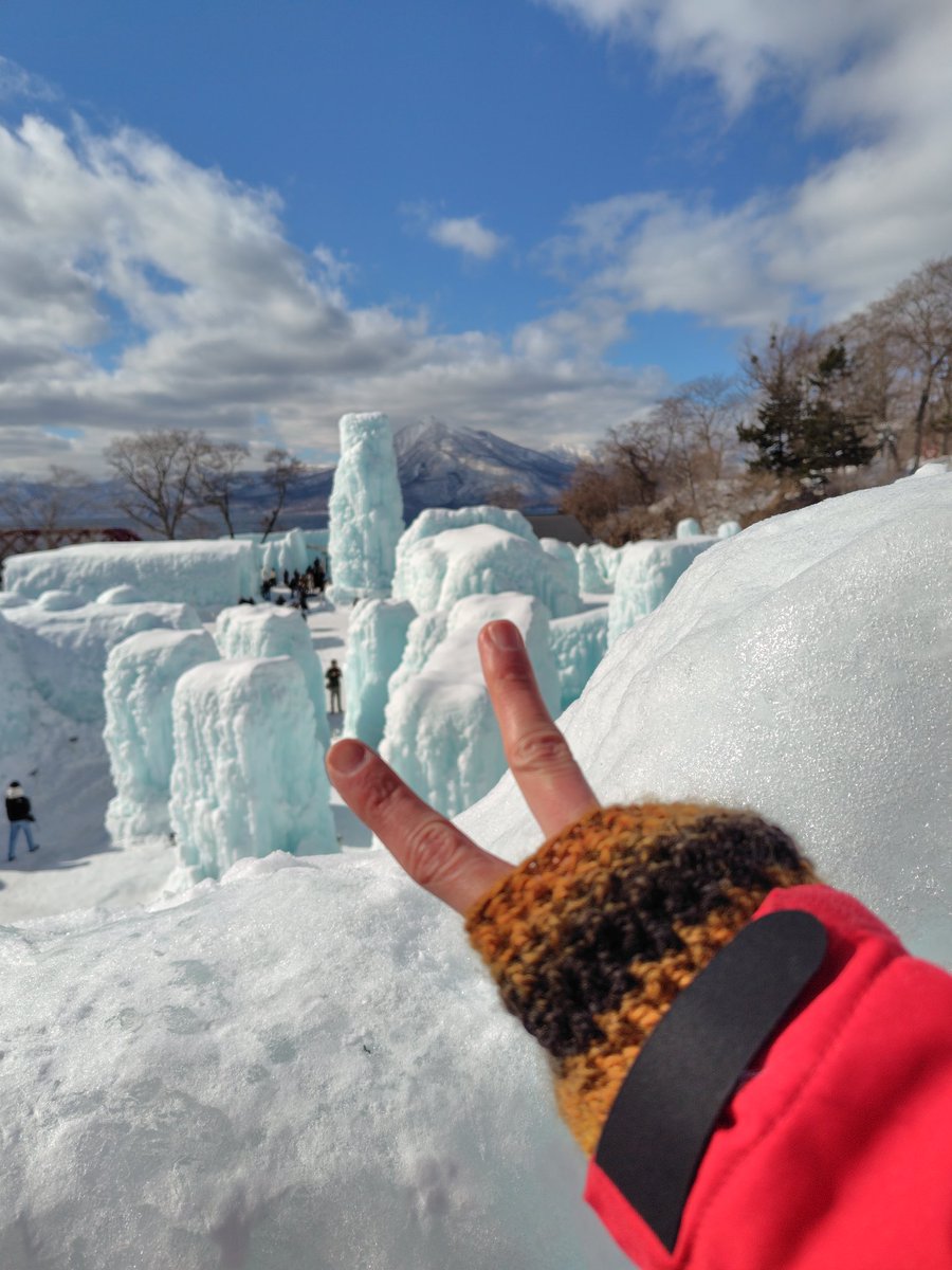 KONG130906's tweet photo. ❄支笏湖の氷濤まつり❄
前日の豪雪とは思えないほど空が晴れて最高の景色が見れた！！🧊✨️ https://t.co/H49KmuJV8T