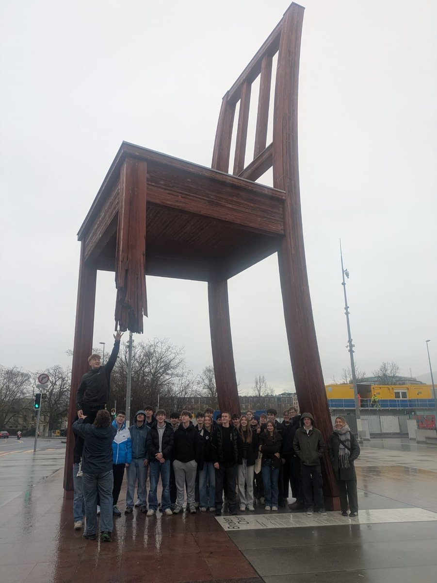 David Curry tweet media