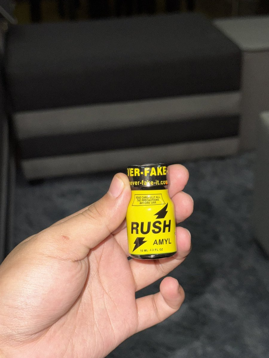 andypoppers's tweet photo. RUSH AMYL SOLD‼️ Thankyou so much bossing 💦

#calambapoppers #Lagunapoppers #alterlaguna #altercalamba https://t.co/wAeiXDVn3X