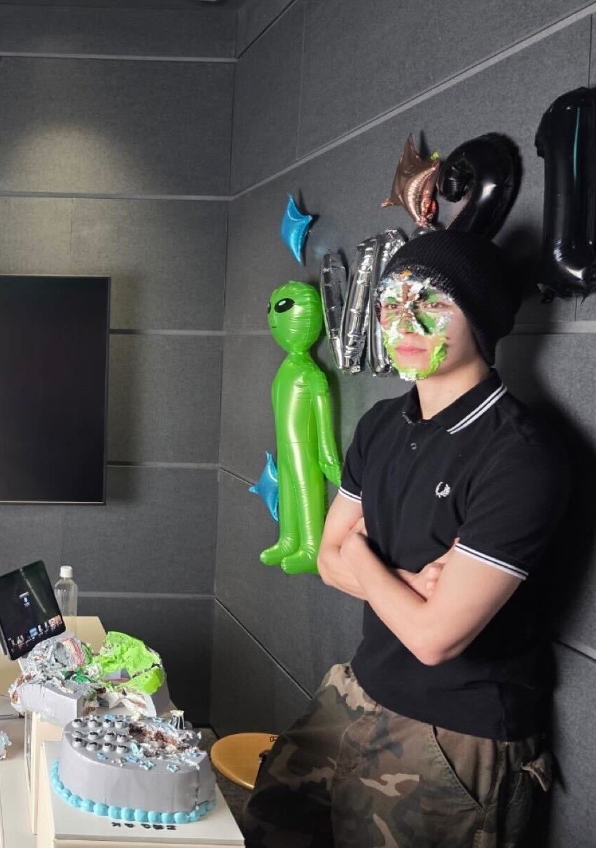 dokyeom vs vernon's reactions IM CRYNFNFNF 😭😭😭😭😭😭 DOKYEOM IS SO HAPPY