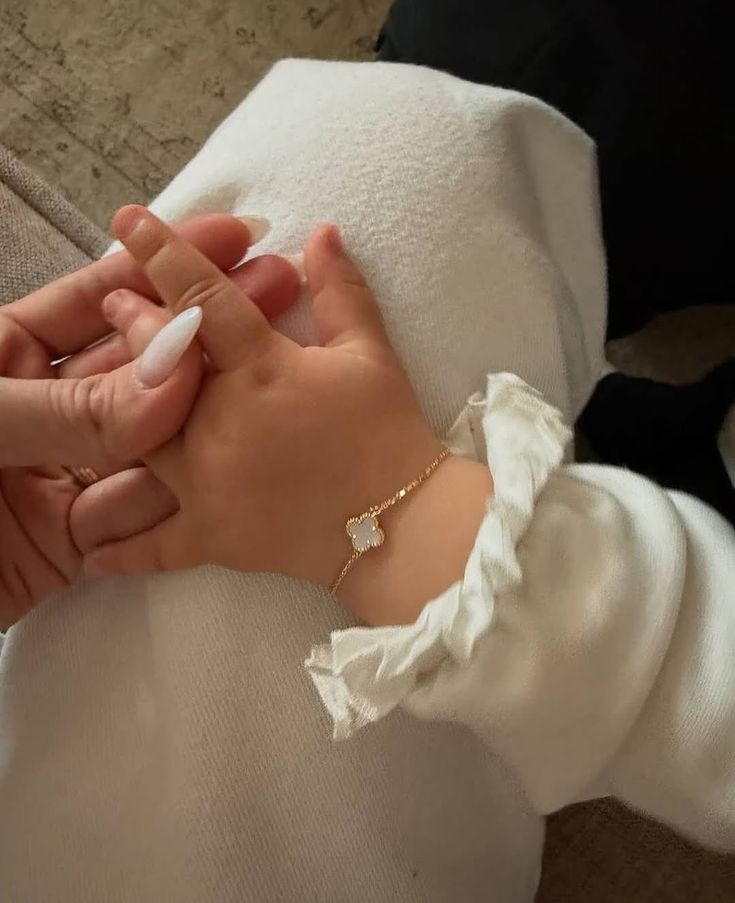 Baby's (@cuddleecute) on Twitter photo 