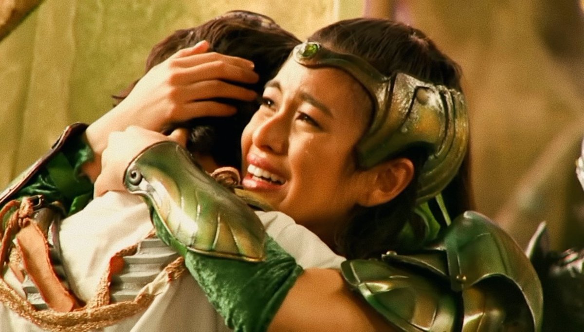 Nayeia_'s tweet photo. Have to really commend @gabbi Wdym, her mom chemistry with her three kids is just perfect.

She’s honestly so good at carrying that mom energy. Walang tapon. Ramdam mo talaga. 💚

#SanggreTumitindingGalit https://t.co/owwjlzo1ta