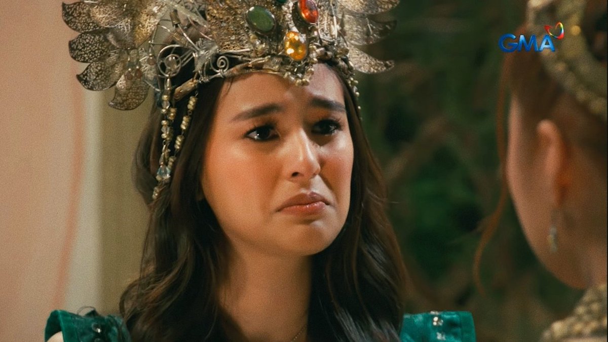 Nayeia_'s tweet photo. Have to really commend @gabbi Wdym, her mom chemistry with her three kids is just perfect.

She’s honestly so good at carrying that mom energy. Walang tapon. Ramdam mo talaga. 💚

#SanggreTumitindingGalit https://t.co/owwjlzo1ta