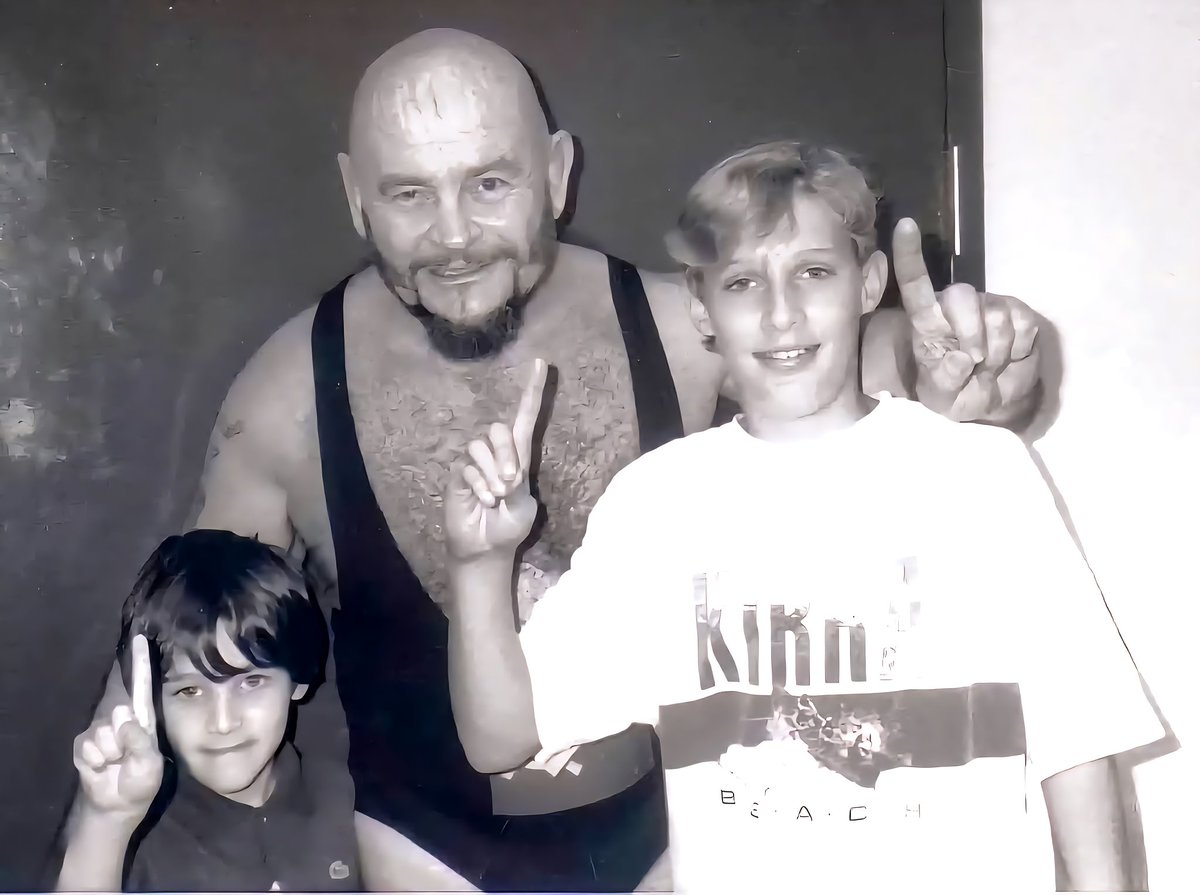 Mike Mooneyham tweet media