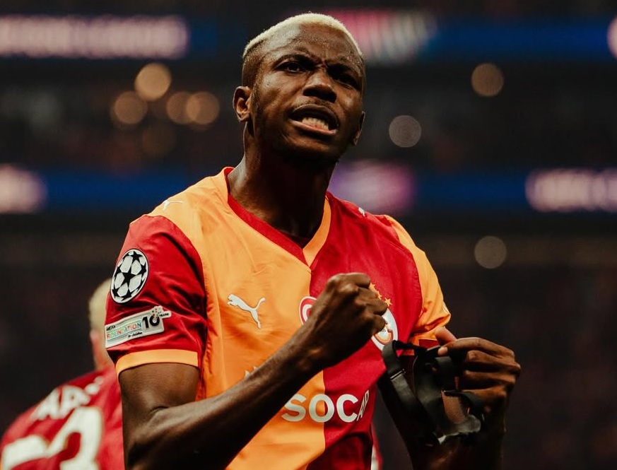 Osimhen, Galatasaray'a transfer sürecini anlattı:

"Napoli’den ayrıldığımda kaç kişinin bana, ‘Türkiye’ye gitme. Delirdin mi?’ dediğini biliyor musun? Eski bir menajerim bile bana, ‘Hayır, hayır, hayır. Oraya gitme. Akıllıca bir hamle değil,’ dedi. Ama ben kafamla değil, Kalbimle