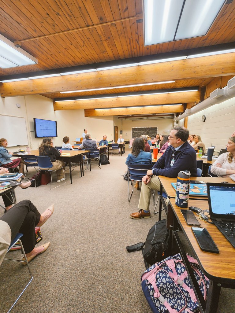 Tim Locklair tweet media