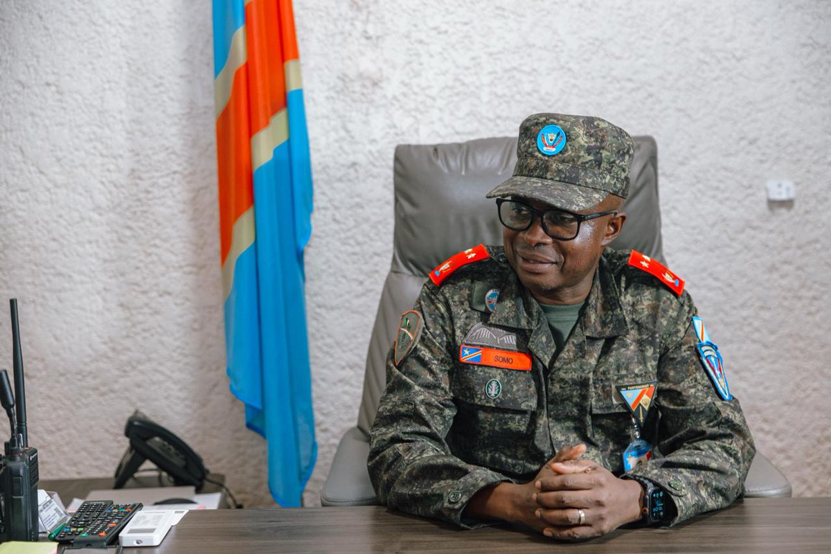 PNUDRDC's tweet photo. 🇨🇩🇸🇪 Démarrage de la mission conjointe @SwedeninDRCongo & @PNUDRDC  à Beni, Bunia et Goma, conduite par la délégation suédoise Mr Richard et Patrick d’Oliveira, Chef de bureau du PNUD Nord-Kivu.
À Beni, des équipements informatiques et logistiques ont été remis aux autorités provinciales pour renforcer les capacités de l’administration et améliorer les services publics.
Le Gouverneur militaire du Nord-Kivu, le Général-major Somo Evariste, a salué cet appui :
« Avec ce don, nous comprenons que les partenaires saisissent réellement les enjeux et besoins prioritaires de la province et de la population. »

Un partenariat solide pour des résultats concrets au service des communautés de l’Est de la RDC.

#PNUDRDC #Suède #NordKivu #Beni #Goma #Bunia #Partenariat #Stabilisation #RDC