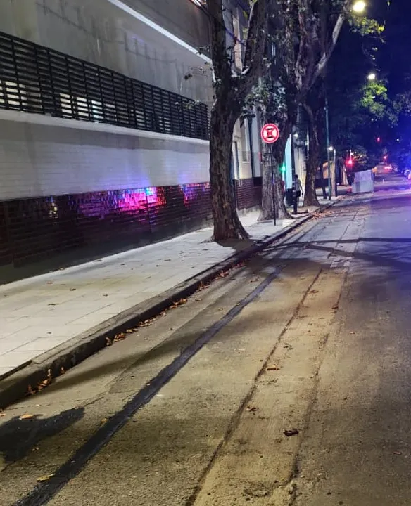 Levantan la ciclovía de Padilla entre Humboldt y Serrano

El Ministerio de Movilidad e Infraestructura de la Ciudad de Buenos Aires autorizó a remover la ciclovía de la calle Padilla por medio de la Disposición N° 496/DGCMO/26

¿Es para que haya más lugar para estacionar autos