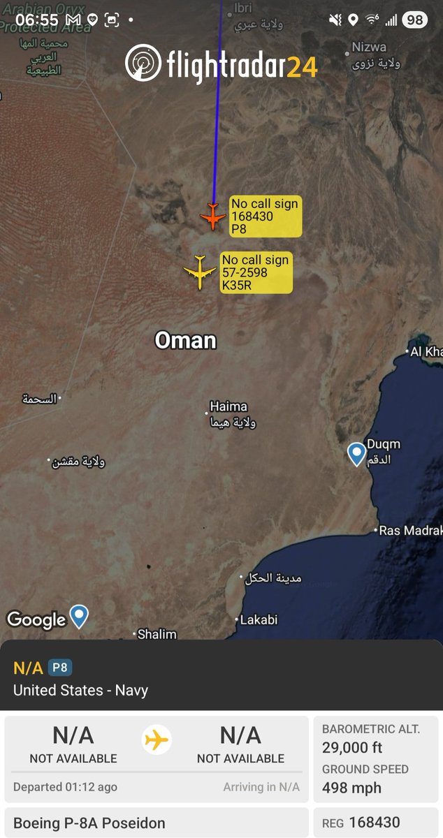 Borrowed7Time's tweet photo. USN P-8A Poseidon 168430 #AE4EB4 out of Bahrain, tracking S over Oman, accompanied by USAF KC-135R 57-2598 #AE015A out of Al Udeid AB. 
@sipjack1776 @Dinlas3 @LadyAstroJet https://t.co/D8aWTKihc0