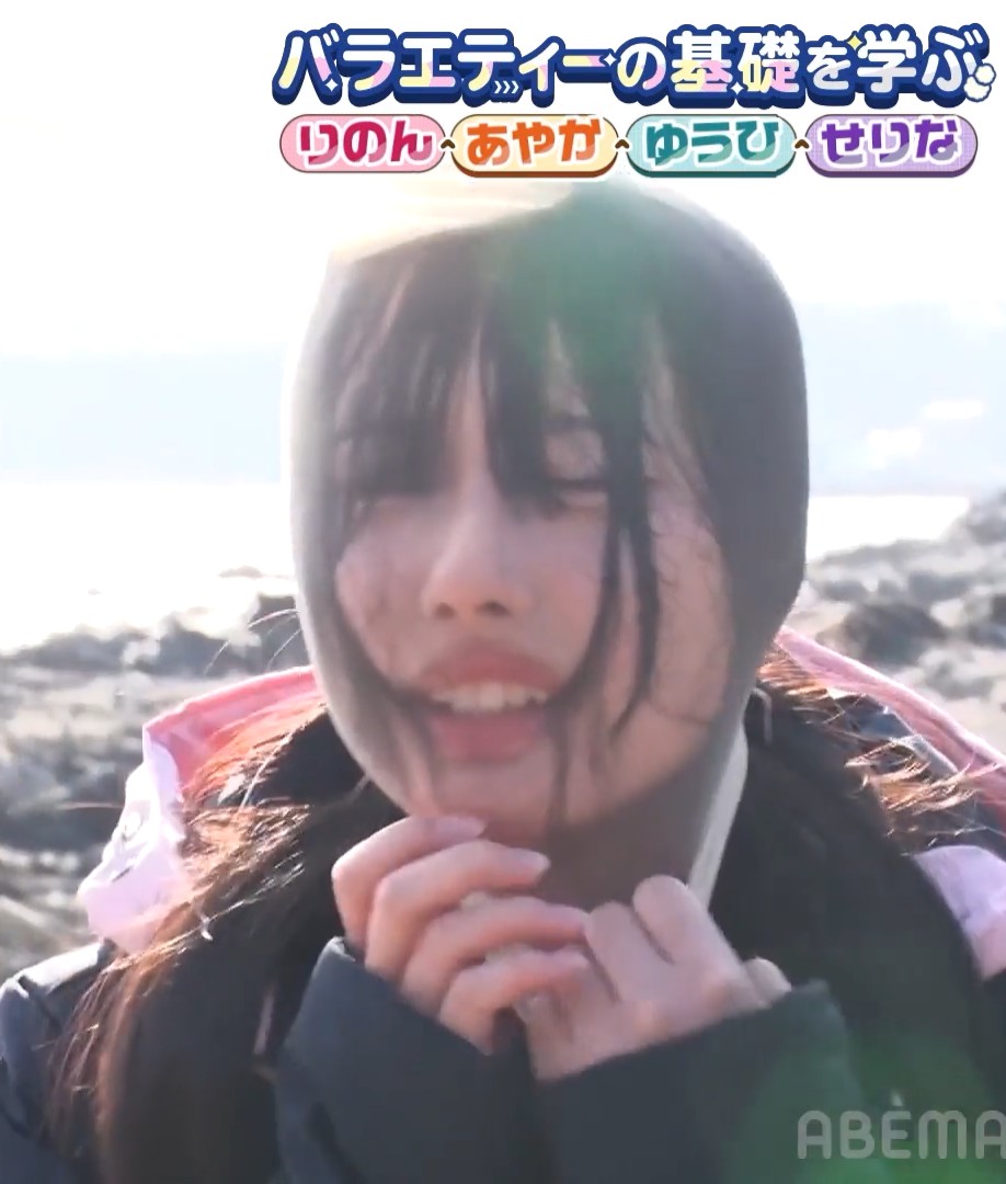 batup31's tweet photo. ゆうひちゃんスタジオで自分のパンスト顔をみてる気持ちはすごく恥ずかしいやろうな笑
しかも被った後恥ずかしがって口に手を当ててるのもめっちゃいい！
別人すぎるやろ笑
一番最後の写真は最高、唇は上にめくれてて豚鼻にもなってる https://t.co/PmyHyag7Hn