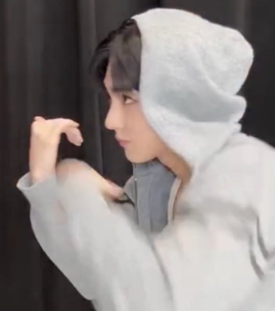 when your body is tea and your face is girly