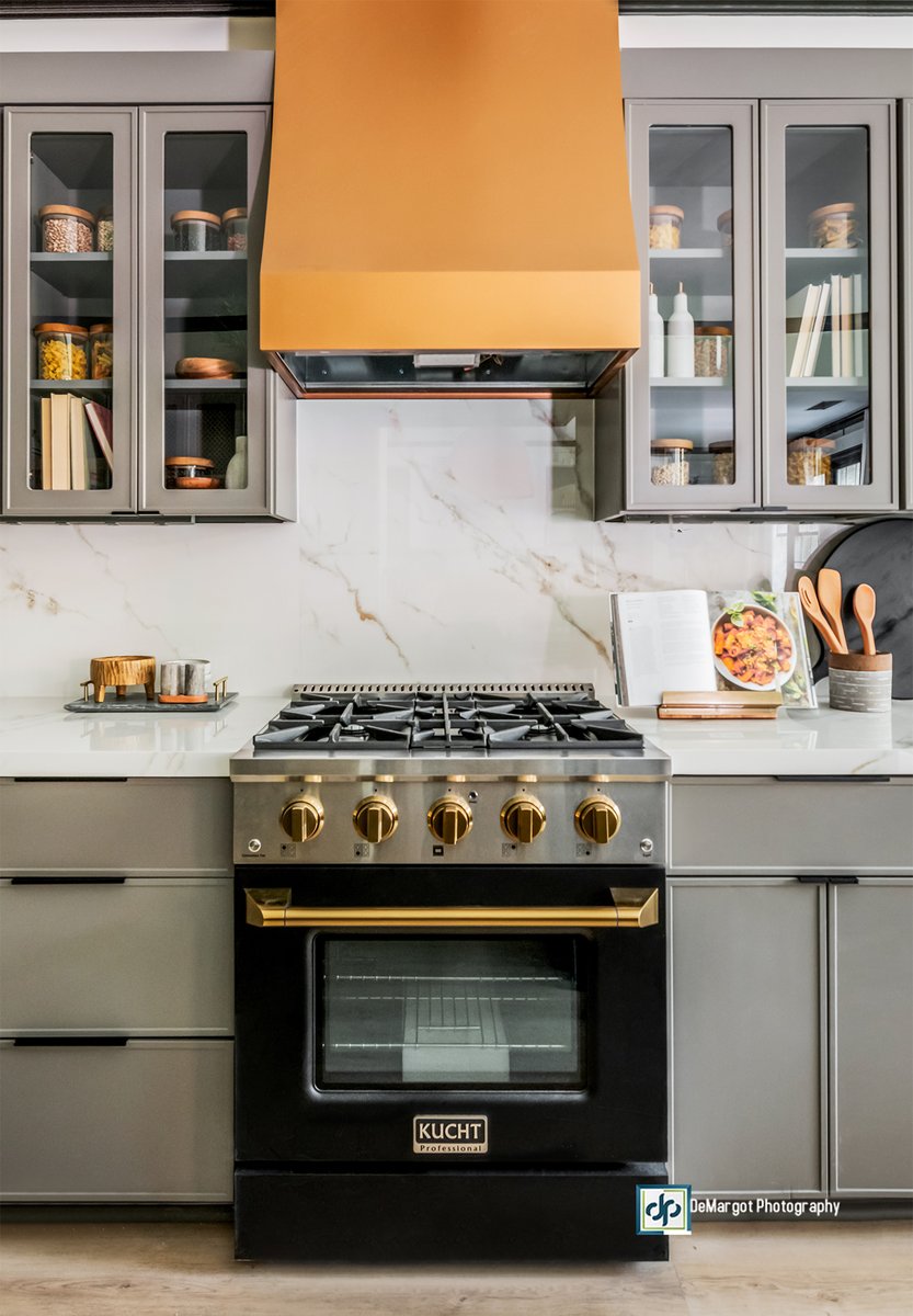 DeMargotPhoto's tweet photo. Beautiful, Uncluttered, and Practical...

Client Work!

📸 @demargotphoto 

#InteriorDesign #BrassDetails #Architecture #KuchtAppliances https://t.co/hCFRxmTqXf
