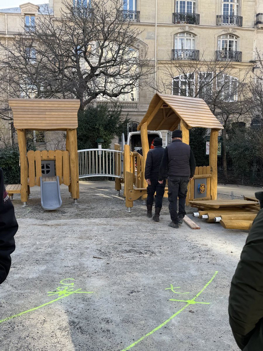 Mairie du 9e Paris tweet media