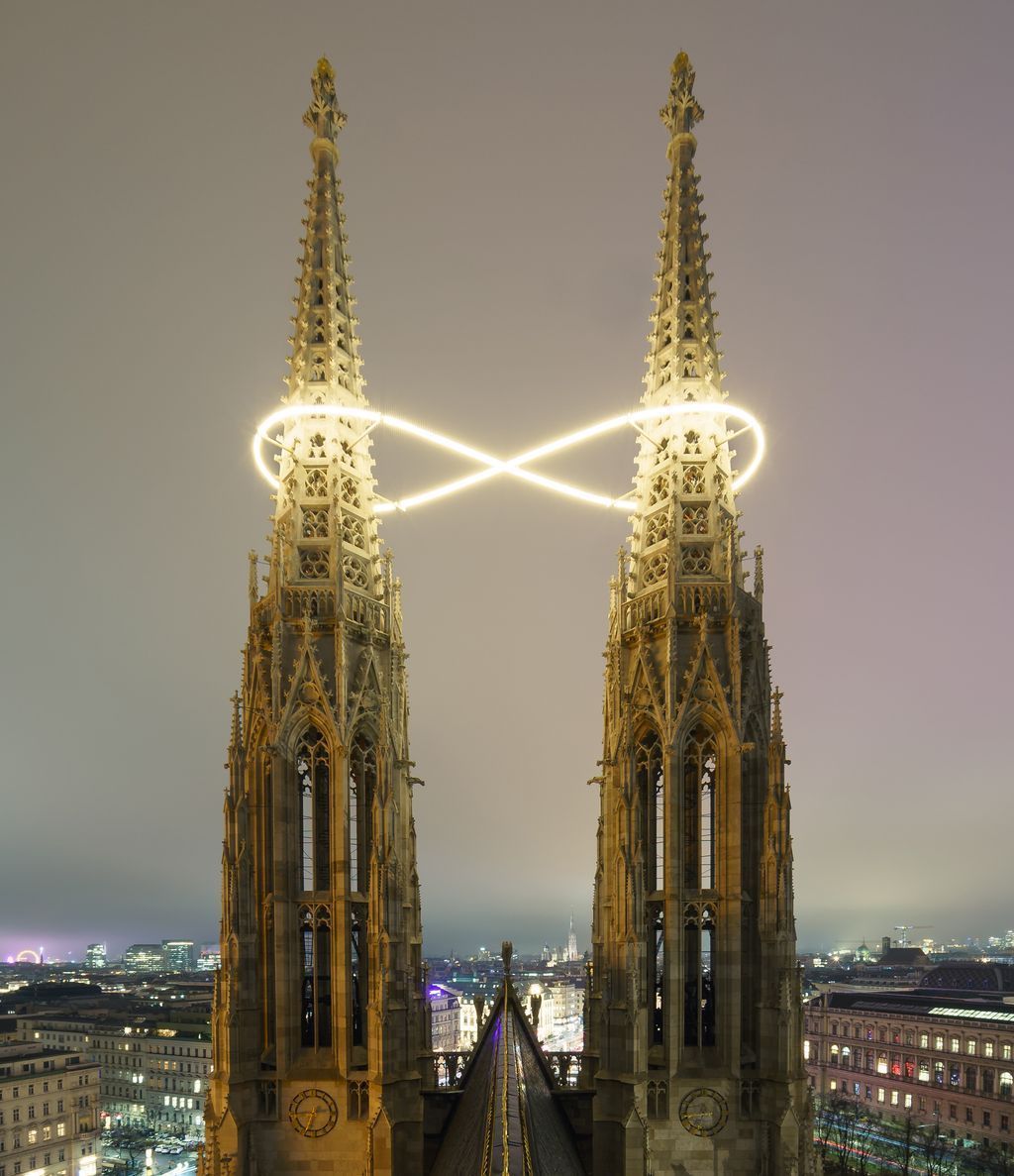“Infinity of Light,” a sculpture by a human named Billi Thanner. Check it out at the Votiv Church in Vienna! #NotByAI

Fun fact: It takes ~8 minutes for light to travel from the Sun to the Earth. That is the hidden meaning behind the infinity sign (8) in the light sculpture.