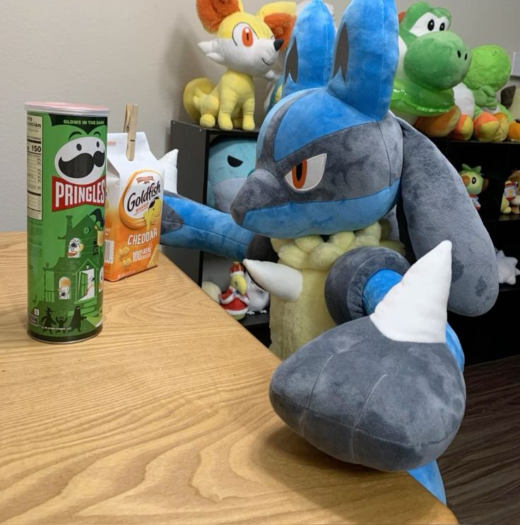 Daily Lucario tweet media