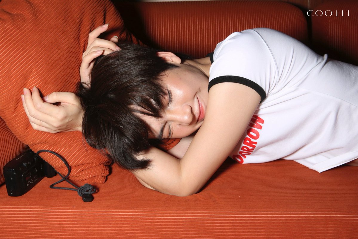 ใครที่ดู mad NEXT แล้ว ตามมาดูเทคนิคการถ่ายภาพเซตนี้ของคูฮาร์ท ได้ในรายการ “ถ่ายแล้วถ่ายเล่า” ด้วยน้า💛📸

youtu.be/wY-2UqU3-fE

#coo1111 #cooheart