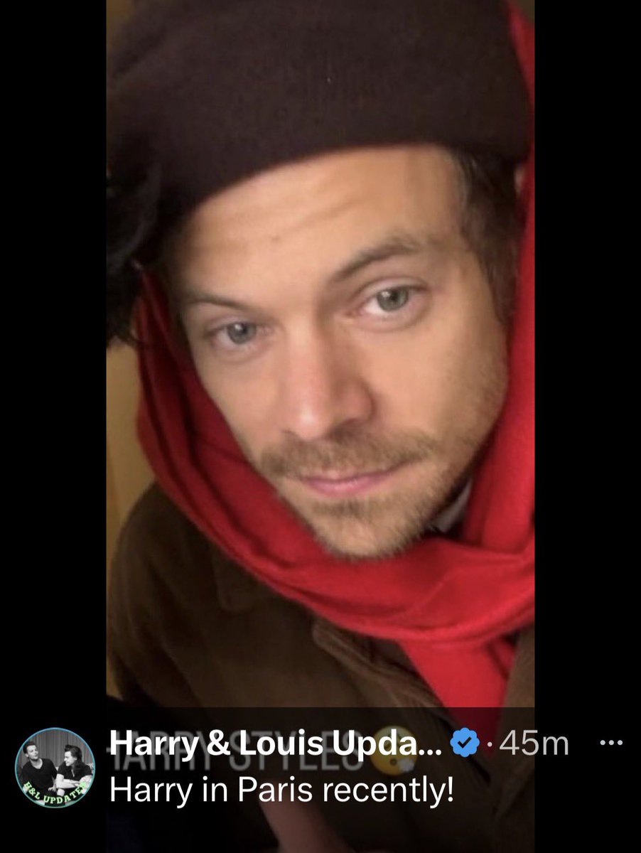 HOTH2809's tweet image. They were in Paris for Valentine’s Day 🩵💚💍💝