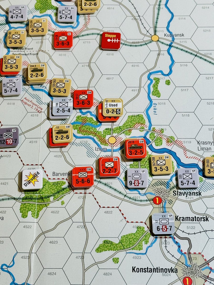 PastorJoelT's tweet image. Initial Soviet breakthroughs near Sumy and south of Kharkov in UKRAINE 43 (GMT Games). Despite taking heavy losses, the Soviets had a good opening turn, I think. #wargames @gmtgames