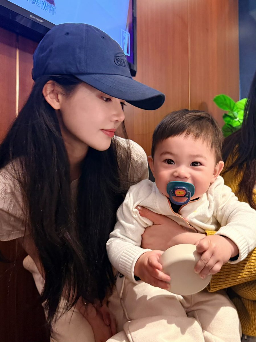 sun zhenni pics tweet media