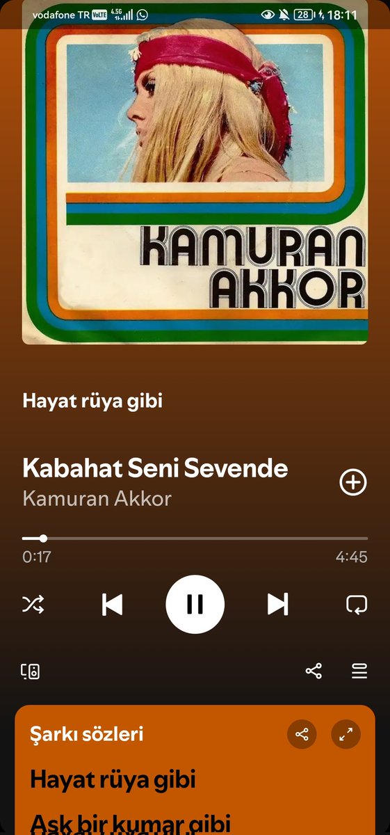 seviyoruz ya bu kadını