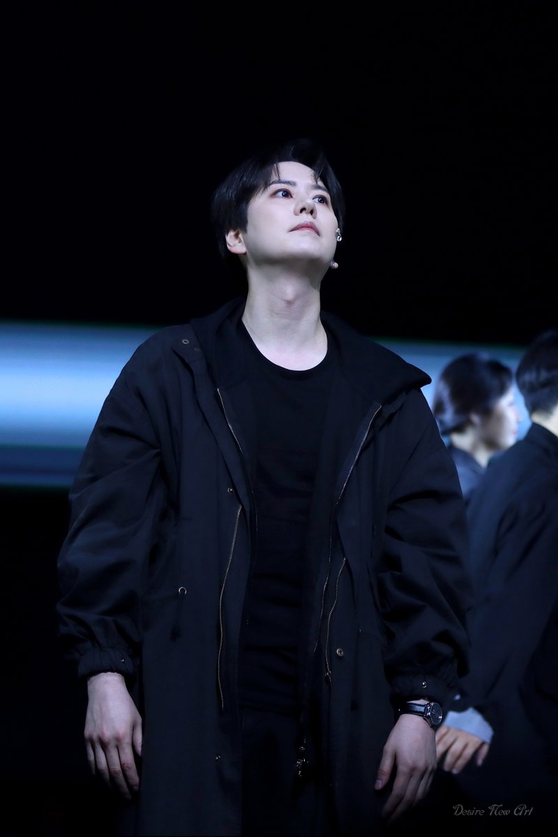 20260218 뮤지컬 데스노트 낮공 커튼콜  

야가미 라이토  규현