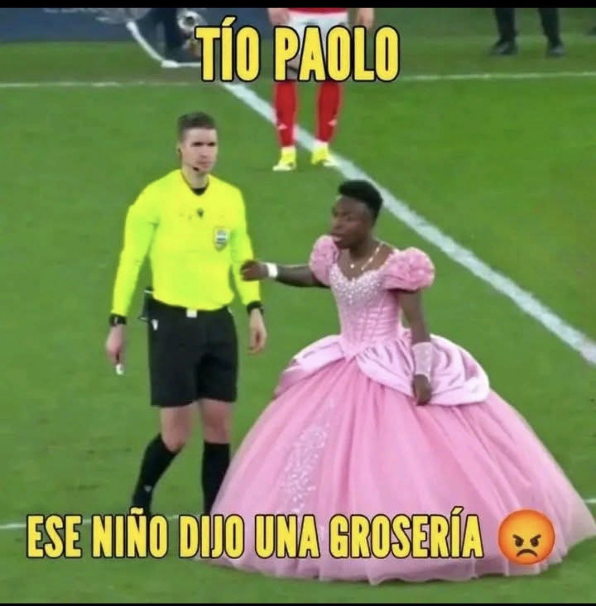 <a href="/AdriRM33/">(fan) REAL MADRID FANS 🤍</a> <a href="/vinijr/">Vini Jr.</a>