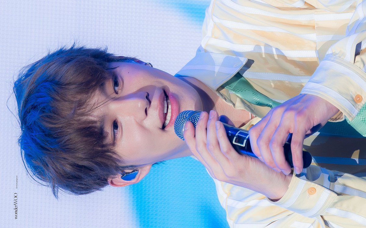 생일축하해 ♡🐶

#초록하트가_가득한_정우날
#HAPPYJUNGWOODAY
#28thSweetDelightJUNGWOO
#정우 #JUNGWOO