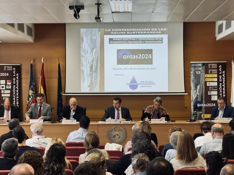 ESCÁNDALO🎯: EL DÍA DE LA DANA DE VALENCIA Y EL DÍA POSTERIOR, CUATRO ALTOS CARGOS DE LA CONFEDERACIÓN HIDROGRÁFICA DEL JÚCAR estaban impartiendo conferencias en la Universidad Politécnica de Valencia como si no pasara o hubiera pasado nada … 😡😱

Al día siguiente de la DANA de