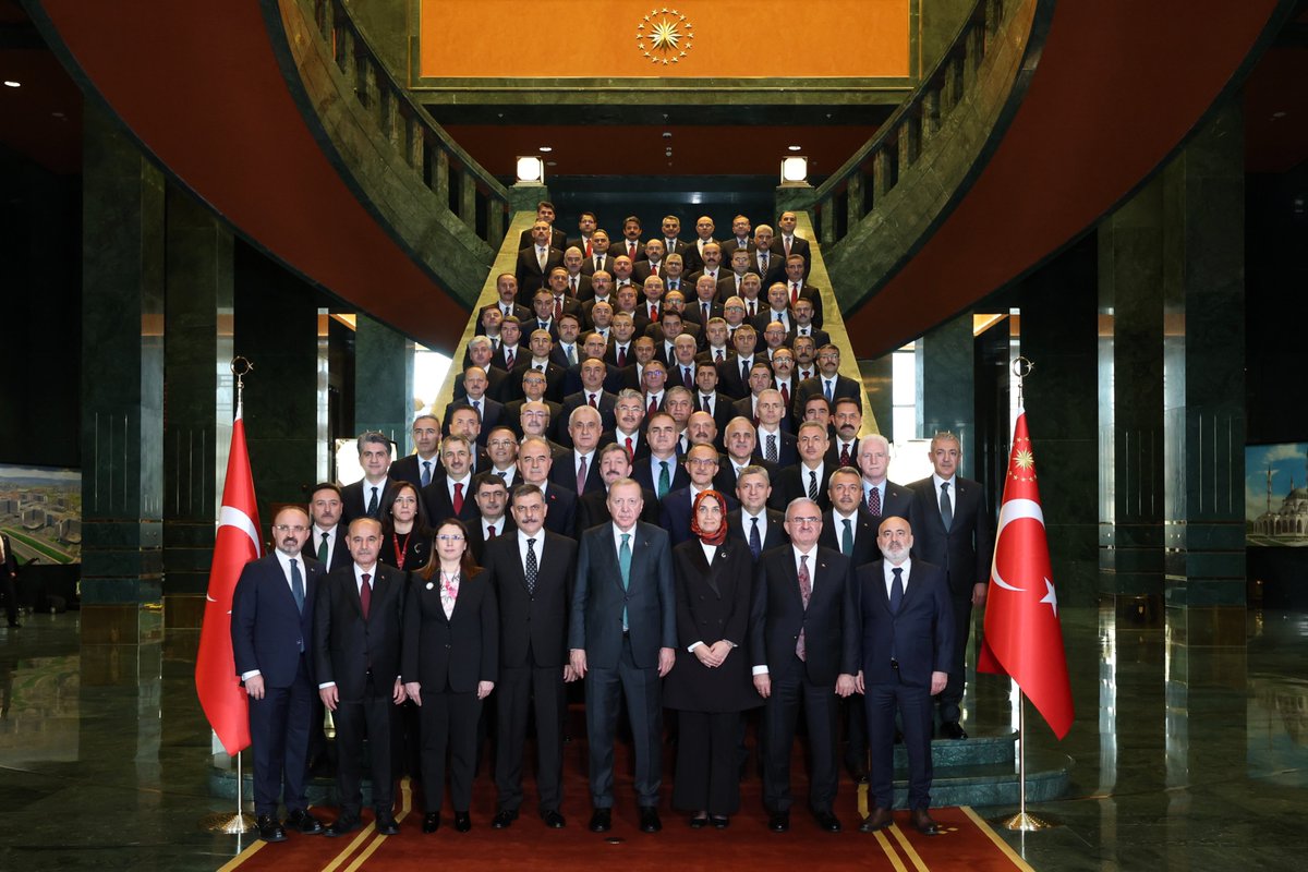 Valimiz Sayın Dr. İdris Akbıyık, Cumhurbaşkanımız Sayın
<a href="/RTErdogan/">Recep Tayyip Erdoğan</a> ‘ın İçişleri Bakanımız Sayın Mustafa Çiftçi ve 81 İl Valimizi Kabulü Programına katıldı.

<a href="/idrisakbiyik/">Dr. İdris AKBIYIK</a>