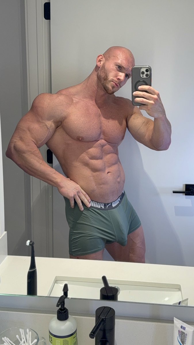 soares_97fs's tweet image. hi america