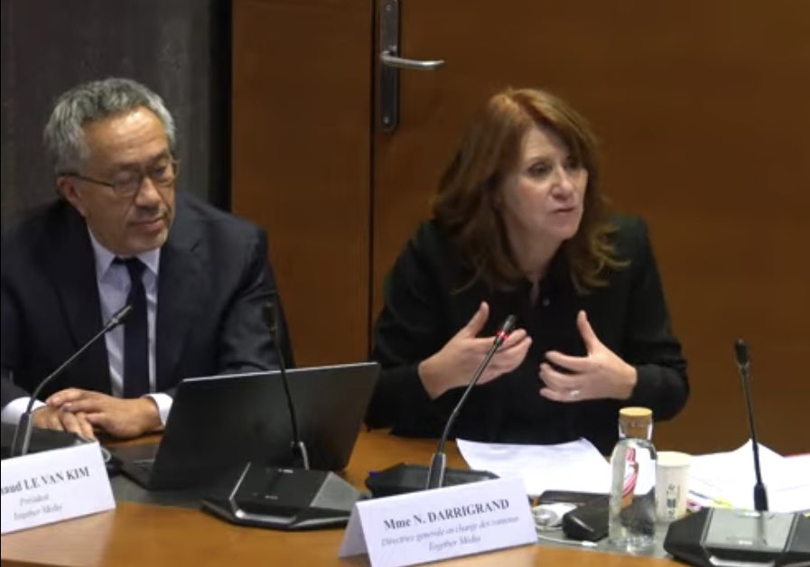 DestinationTele's tweet image. Le hasard fait bien les choses !

6 mois + tard, elle trouve du travail chez Together Média
La même société à qui cette directrice de France 5 venait d’attribuer C Politique avec un super contrat à la clé 
😂😂😂