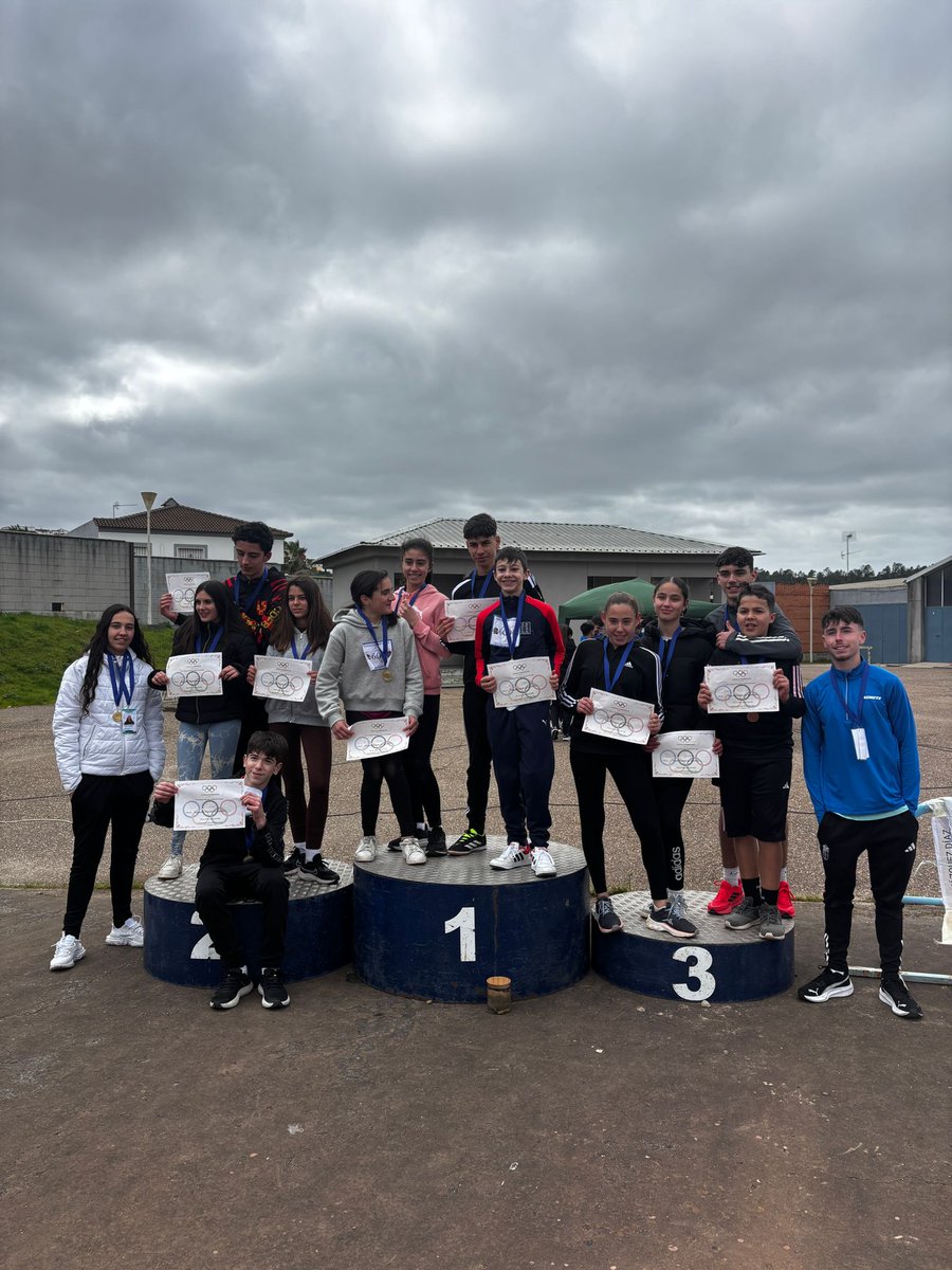 IES CUENCA MINERA tweet media