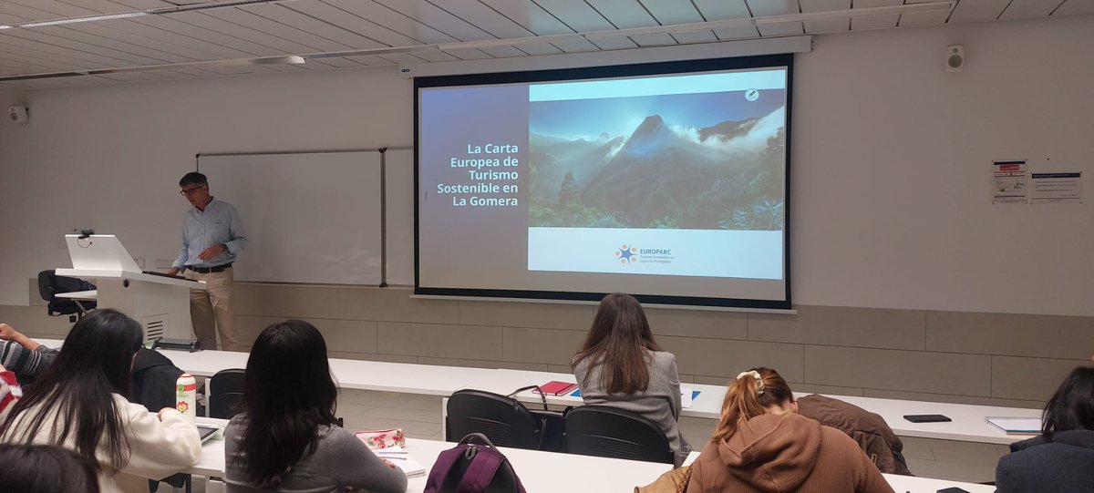 Mgestturistuc3m's tweet photo. Hoy en @Mgestturistuc3m Jaime Echevarría Chicoy ha impartido la conferencia "La gestión del turismo en los Parques Nacionales de Canarias". Muchas gracias. @uc3m @master_uc3m #conferencias_master_uc3m https://t.co/SLp4qgvsCN