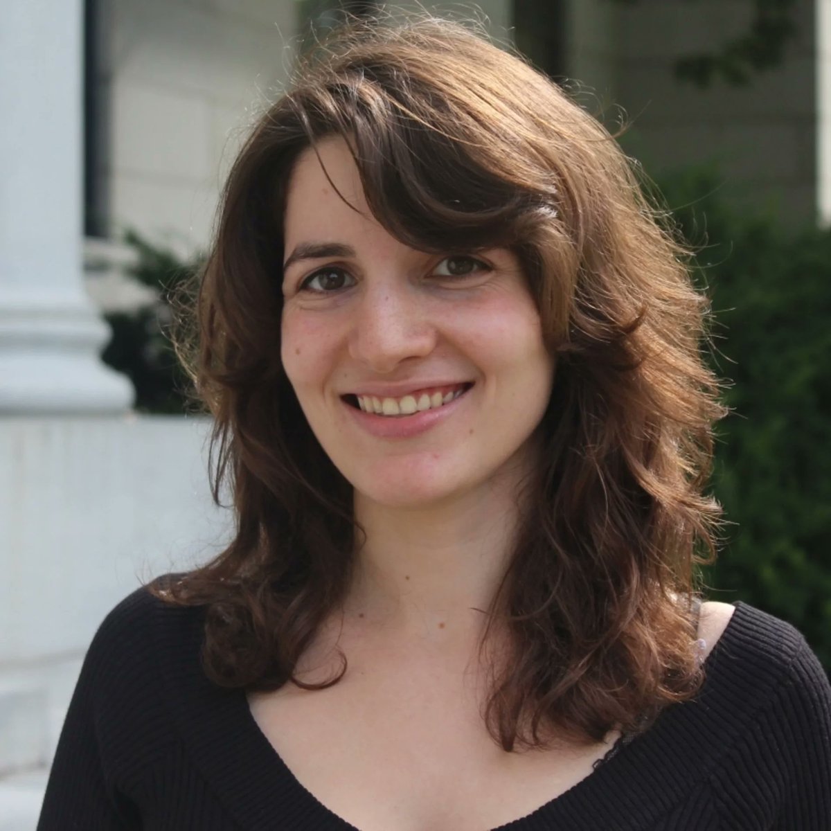 SIEPR's tweet image. 👏 Congratulations to SIEPR's @JulianeBegenau and @shoshievass, also @StanfordGSB associate profs, on their 2026 Sloan Research Fellowships! The award recognizes early-career scientists whose work marks them as next-gen leaders. Story 👇

#EconTwitter #AcademicResearch