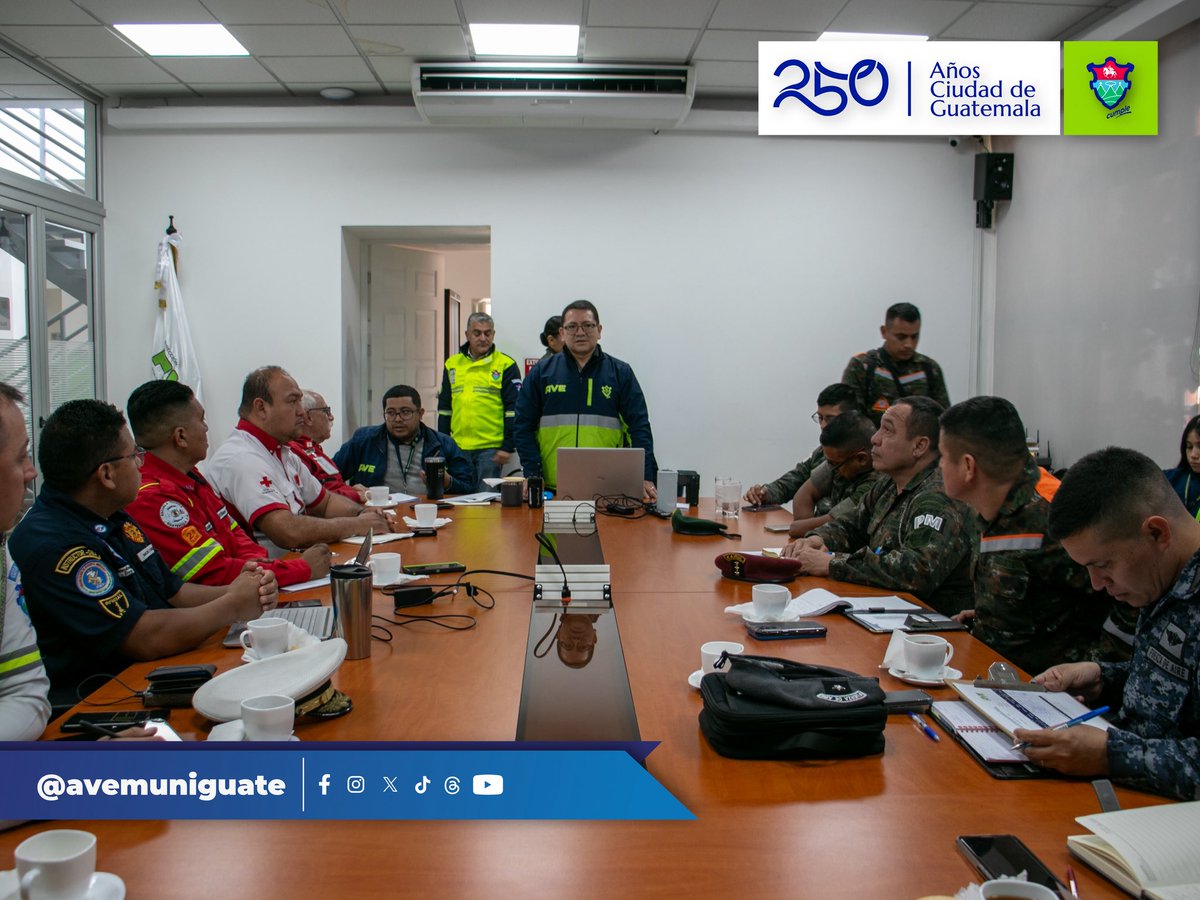 🚨 Unidos para proteger la vida.

En la fase final del Sexto Macro Simulacro, reforzamos la coordinación interinstitucional para actuar con eficacia.

Bajo la visión del alcalde <a href="/RQuinonezL/">Ricardo Quiñónez</a>, la prevención no se detiene. 🛡️

<a href="/amilcarmontejo/">Amilcar Montejo</a> 

#MuniGuate #Seguridad