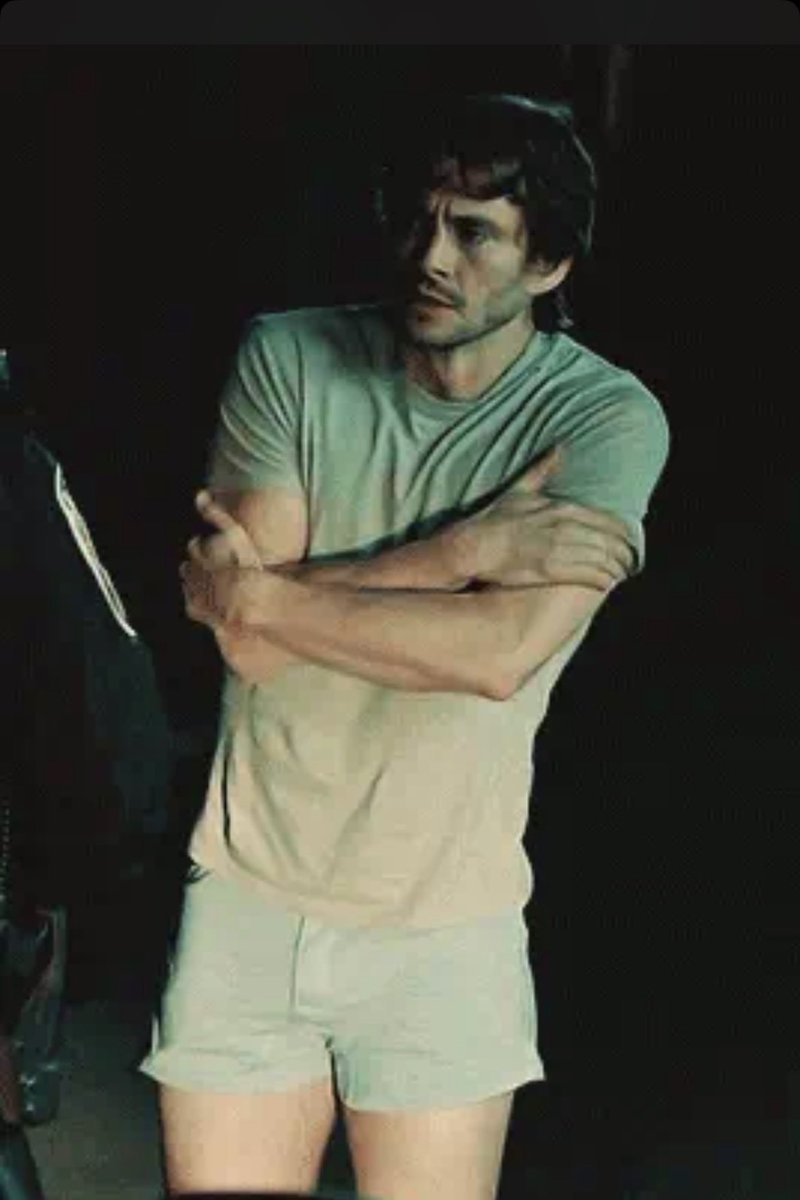 slashyrogue's tweet image. Will Graham in boxers for #WillWednesday