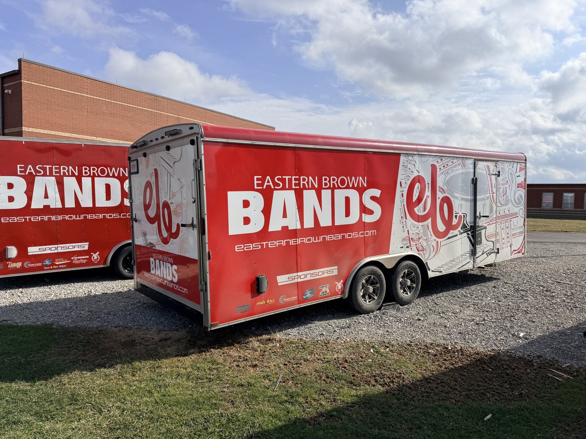 Eastern Brown Bands tweet media