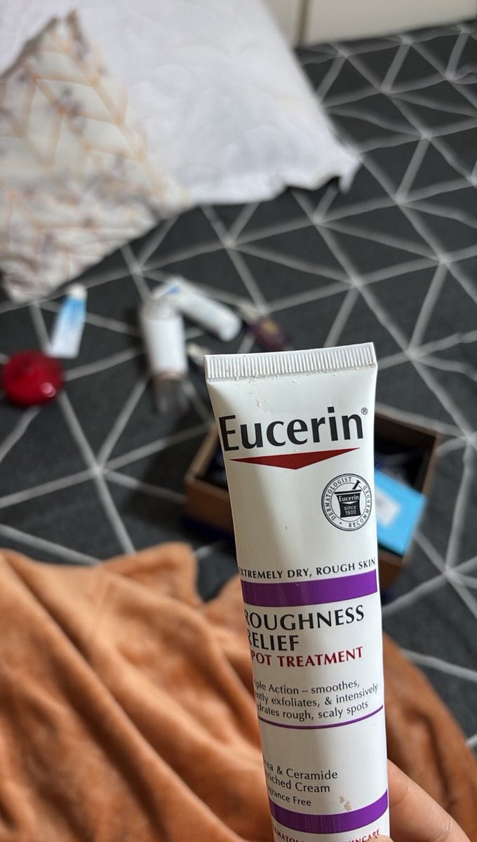 سالي tweet media