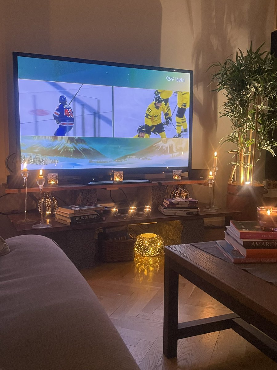 MisterEngblom's tweet photo. KÖR NU.  för FAAAN. BRITTT-MaRIE https://t.co/wFJr3Lh0cc
