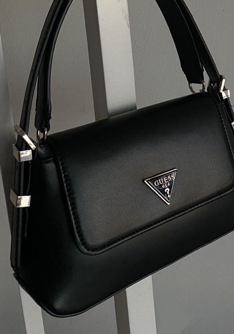 شـذى tweet media