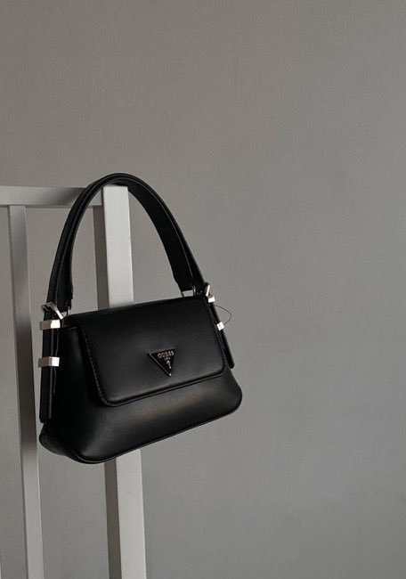 شـذى tweet media